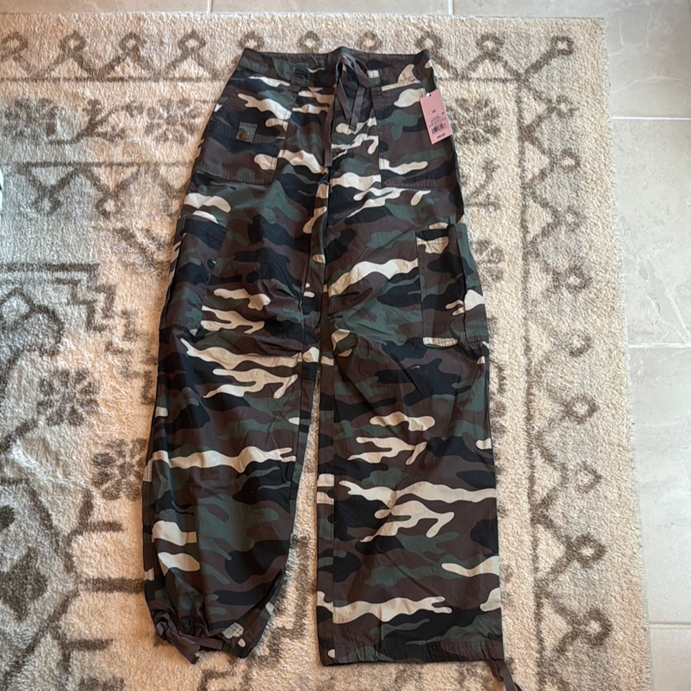 Wild Fable Green and Brown Casual Camouflage Bottoms